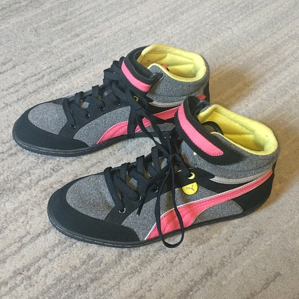 NWOT Puma women's shoes